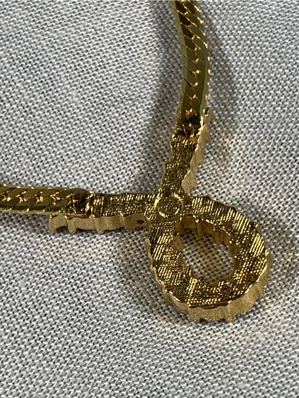1988 Avon Plaza Collection Simulated Diamond &Blue Sapphire Necklace - Picture 5 of 6
